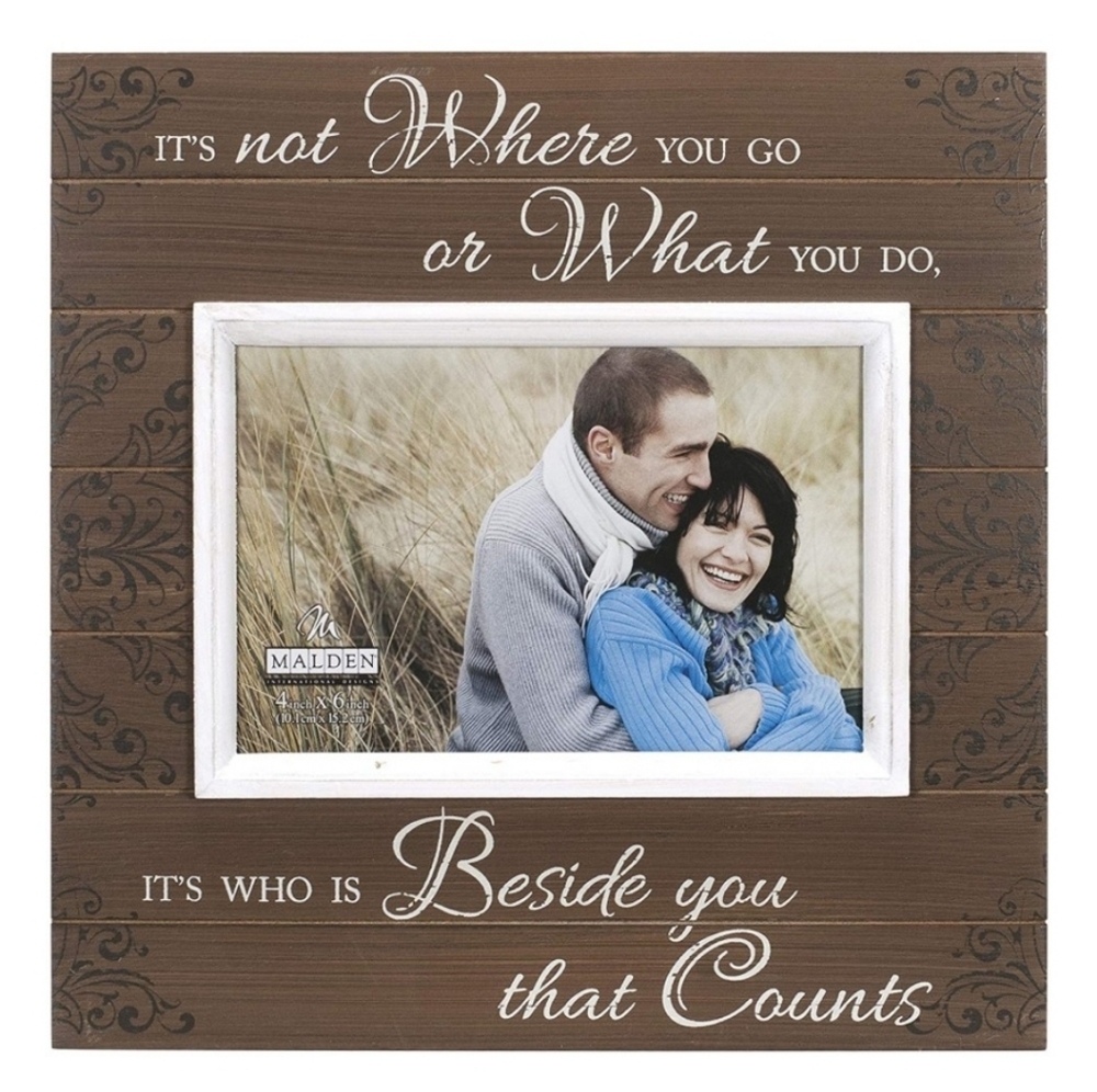 MALDEN INTERNATIONAL DESIGNS Distresser Walnut Pixture Frame